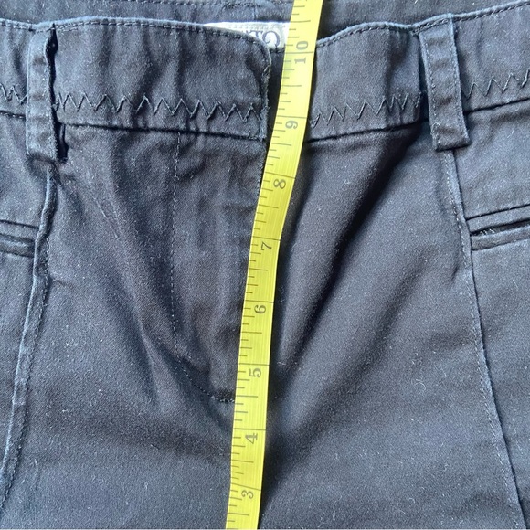 CATO Black Flat Front Pleated Dress Capris Size 8 - Picture 8 of 16